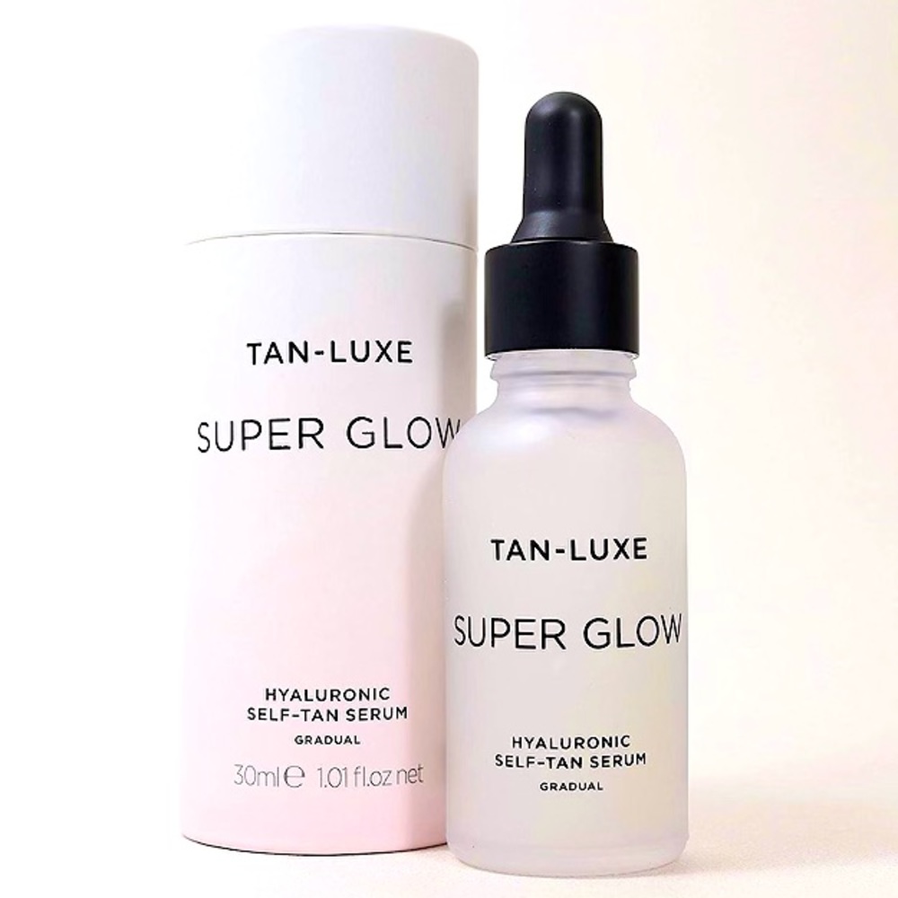 NIB TAN LUXE Super Glow Hyaluronic Acid Superfood Self Tan Serum